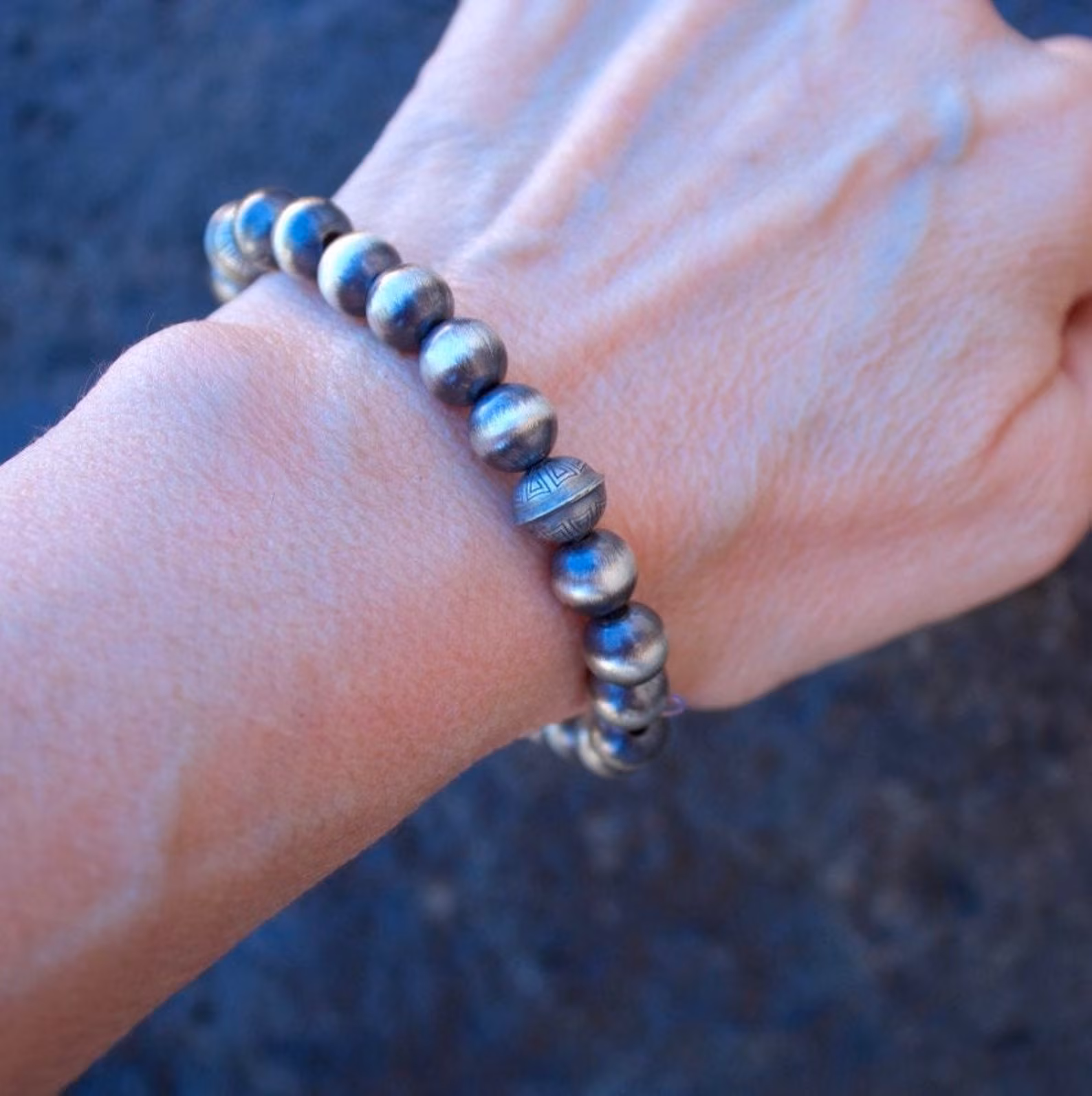 Oxidized Sterling Navajo Pearl Bracelet - Image 2